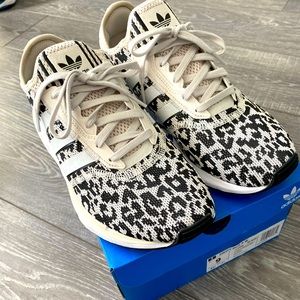 Adidas -Women’s Swift Run